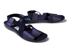 ADANEX SAK36 SARA 27191 granatowy, sandały damskie. Niebieskie sandały Adanex, bez wzorów, z gumy, bez obcasa, bez zapięcia. Za 62.99 zł.