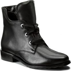 Botki EKSBUT - 77-4538-155-1G Czarny. Czarne botki Eksbut, bez wzorów, ze skóry, bez obcasa, bez zapięcia. W wyprzedaży za 249.00 zł.