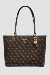 GUESS Brązowa damska shopperka logowana Noelle Tote. Brązowe torebki klasyczne Guess, z aplikacjami, ze skóry ekologicznej, bez dodatków. W wyprzedaży za 599.99 zł.