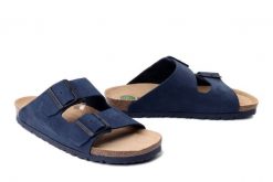 DR. BRINKMANN 701007-05 blau, klapki damskie. Niebieskie klapki Dr. Brinkmann, bez wzorów, ze skóry, bez obcasa. Za 246.42 zł.