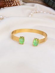 Pierres de Jade Pozłacana bransoletka z cyrkoniami rozmiar: onesize. Zielone bransoletki Pierres de Jade, z cyrkonią, pozłacane. Za 93.07 zł.
