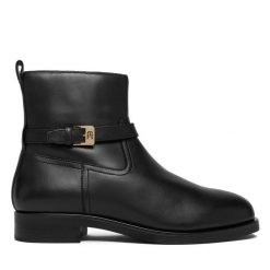Botki Tommy Hilfiger. Czarne botki TOMMY HILFIGER, bez wzorów, bez obcasa, na płaskiej podeszwie, bez zapięcia. Za 699.99 zł.