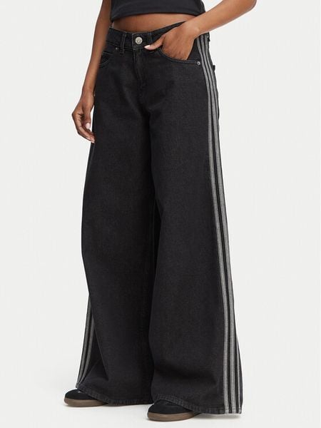 Adidas Jeansy Firebird Adilenium KD2905 Czarny Wide Leg. Czarne jeansy Adidas, bez wzorów. Za 479.99 zł.