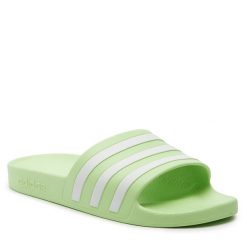 Klapki adidas. Zielone klapki Adidas, bez wzorów, bez obcasa. Za 99.99 zł.