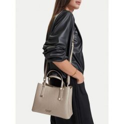 Torebka Nine West. Szare torebki klasyczne Nine West, bez wzorów, bez dodatków. Za 299.99 zł.