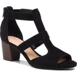 Sandały CLARKS - Deloria Fae 261406524 Black Sde. Czarne sandały Clarks, bez wzorów, ze skóry, bez obcasa, na obcasie, bez zapięcia. W wyprzedaży za 269.00 zł.