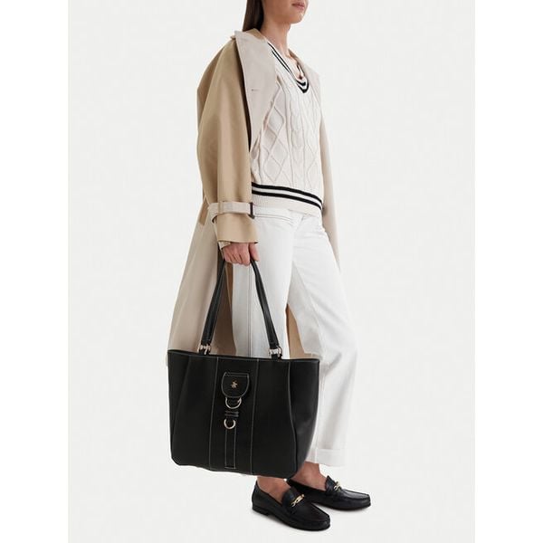 Torebka Beverly Hills Polo Club. Czarne shopper Beverly Hills Polo Club, bez wzorów, bez dodatków. Za 229.99 zł.