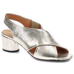Złote Sandały Simen Eleganckie Skórzane Buty. Żółte sandały Simen, bez wzorów, ze skóry, eleganckie, bez obcasa, na obcasie, bez zapięcia. Za 341.99 zł.