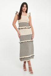 Spódnica midi ażurowa TWINSET U&B. Spódnice Twinset U&B, l, w ażurowe wzory, midi. Za 959.00 zł.