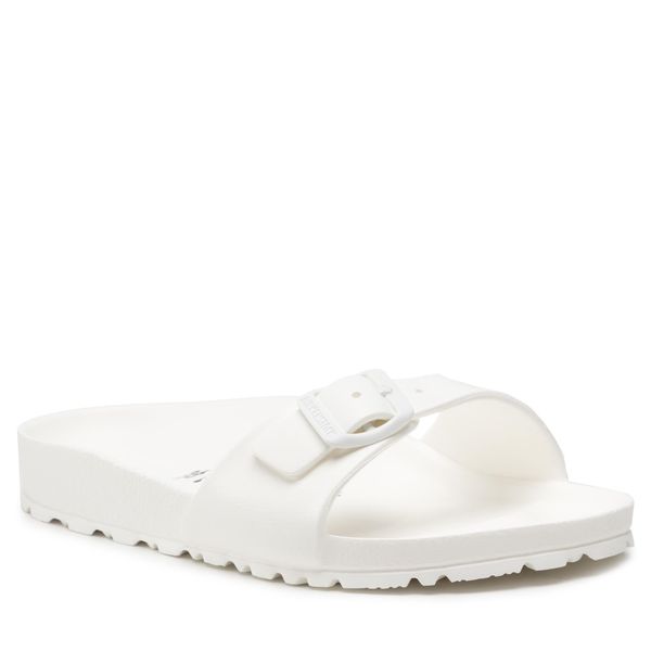 Klapki Birkenstock. Białe klapki Birkenstock, bez wzorów, bez obcasa. Za 209.99 zł.