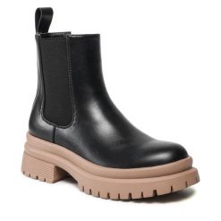 Botki Jenny Fairy. Czarne botki Jenny Fairy, bez wzorów, bez obcasa, na płaskiej podeszwie, bez zapięcia. Za 135.99 zł.