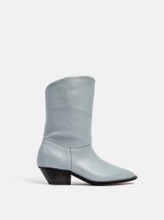 Loft37 Skórzane botki w kolorze błękitnym rozmiar: 36. Niebieskie botki loft37, bez wzorów, ze skóry, bez obcasa, bez zapięcia. Za 369.84 zł.