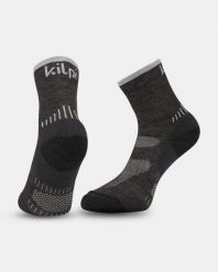 Uniseksowe skarpety outdoorowe Kilpi MIRIN-U. Czarne skarpety Kilpi, bez wzorów, z materiału. Za 60.57 zł.