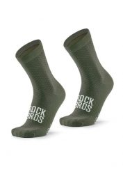 Skarpety rowerowe Rockbros. Zielone skarpety ROCKBROS, bez wzorów, z elastanu. Za 51.60 zł.