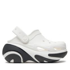 Klapki Crocs. Białe klapki Crocs, bez wzorów, bez obcasa. Za 329.99 zł.