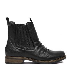 Botki Rieker. Czarne botki Rieker, bez wzorów, bez obcasa, na płaskiej podeszwie, bez zapięcia. Za 439.99 zł.
