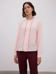 BGN Bluzka w kolorze jasnoróżowym rozmiar: 36. Różowe bluzki BGN, bez wzorów, z wiskozy, bez kołnierzyka, bez ramiączek. Za 113.90 zł.