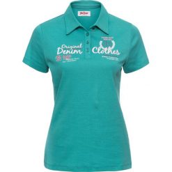 Shirt polo z nadrukiem, krótki rękaw bonprix matowy turkusowy. Zielone koszulki polo bonprix, bez wzorów, bez kołnierzyka, bez ramiączek. Za 34.99 zł.