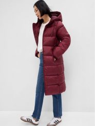 Gap Płaszcz zimowy 724312-00 Bordowy Regular Fit. Czerwone płaszcze GAP, na zimę, xl, bez wzorów, z syntetyku, bez kaptura. Za 519.99 zł.