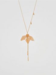 Naszyjnik z zawieszką - kremowy. Białe naszyjniki Reserved. Za 49.99 zł.