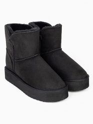 ISLAND BOOT Botki zimowe "Chloe" w kolorze czarnym rozmiar: 38. Czarne botki Island Boot, na zimę, bez wzorów, bez obcasa, bez zapięcia. Za 149.66 zł.