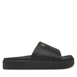 Klapki Tommy Hilfiger. Czarne klapki TOMMY HILFIGER, bez wzorów, bez obcasa. Za 219.99 zł.