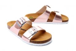 DR. BRINKMANN 700993-42 rose, klapki profilaktyczne damskie. Czerwone klapki Dr. Brinkmann, bez wzorów, bez obcasa. Za 204.90 zł.