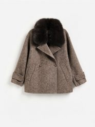 Płaszcz z wełną - brązowy. Brązowe płaszcze Reserved, l, bez wzorów, z tkaniny, bez kaptura. Za 499.99 zł.