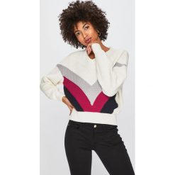 Vero Moda - Sweter. Białe swetry Vero Moda, l, bez wzorów, z bawełny, bez ramiączek. W wyprzedaży za 79.90 zł.