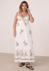Biała Wiskozowa Sukienka Rozkloszowana na Ramiączkach z Haftowanymi Kwiatami Kalalis. Białe sukienki Born2be, na co dzień, na lato, l, z aplikacjami, z materiału, boho, bez kołnierzyka, plus size, bez ramiączek, maxi, proste. Za 109.99 zł.