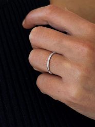 DIA DIAMONDS Srebrny pierścionek z diamentami rozmiar: 58. Szare pierścionki DIA DIAMONDS, z diamentem, srebrne. Za 128.95 zł.