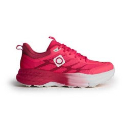 Uniseksowe, wielofunkcyjne buty techniczne DINUBA z 4-milimetrową przyczepnością. Czerwone trekkingi Izas. W wyprzedaży za 269.52 zł.