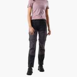 Spodnie Wędrówki damska Swedemount Lofoten Stretch Zip-Off Pants wodoodporna. Czarne spodnie sportowe SWEDEMOUNT, bez wzorów, z tkaniny, trekkingowe. Za 449.99 zł.