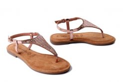 TAMARIS 1-28132-44 586 rose glam, sandały damskie. Czerwone sandały Tamaris, bez wzorów, z gumy, bez obcasa, na obcasie, bez zapięcia. Za 239.90 zł.