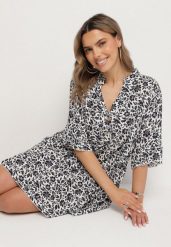 Biało-Granatowa Bawełniana Sukienka w Kwiaty o Rozkloszowanym Kroju Jenaleira. Białe sukienki Born2be, na co dzień, l, z aplikacjami, z bawełny, klasyczne, bez kołnierzyka, bez ramiączek, mini, rozkloszowane. Za 49.99 zł.