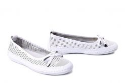 ARTIKER RELAKS 58C0783 white, baleriny damskie. Białe baleriny Artiker Relaks, bez wzorów, ze skóry, bez obcasa. Za 174.90 zł.