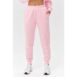 Damskie spodnie dresowe Rough Radical Cotton Active Joggers. Czerwone spodnie dresowe ROUGH RADICAL, l, bez wzorów, z dresówki, na fitness i siłownię. W wyprzedaży za 144.42 zł.