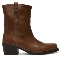 Botki Weekend Max Mara. Brązowe botki Weekend Max Mara, bez wzorów, bez obcasa, na płaskiej podeszwie, bez zapięcia. Za 2,069.00 zł.