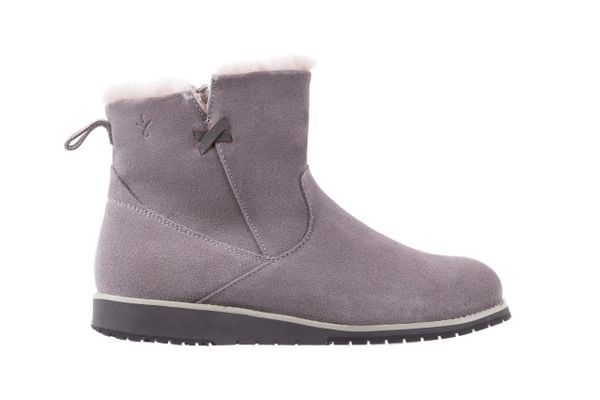 Śniegowce Emu Beach Mini Dove Grey 18, Szary , Skóra naturalna - 36. Szare trapery i śniegowce EMU, z gumy. W wyprzedaży za 199.00 zł.
