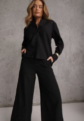 Czarny Boho Komplet z Bawełną Koszula i Spodnie z Ażurowymi Zdobieniami Runesa. Czarne koszule Renee, m, z aplikacjami, z bawełny, boho, bez kołnierzyka, bez ramiączek. Za 149.99 zł.