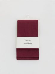 Rajstopy 80 DEN - bordowy. Czerwone rajstopy i pończochy Reserved, bez wzorów. Za 39.99 zł.