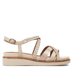 Sandały Tamaris. Brązowe sandały Tamaris, bez wzorów, bez obcasa, na płaskiej podeszwie, bez zapięcia. Za 239.99 zł.