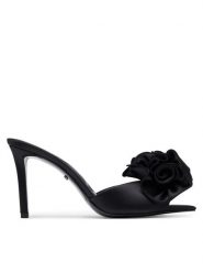 Aldo Klapki Maleficientmule 14008305 Czarny. Czarne klapki Aldo, bez wzorów, z materiału, bez obcasa. Za 499.99 zł.