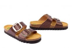 DR. BRINKMANN 700910-23 bronze, klapki damskie. Brązowe klapki Dr. Brinkmann, bez wzorów, ze skóry, bez obcasa. Za 329.90 zł.