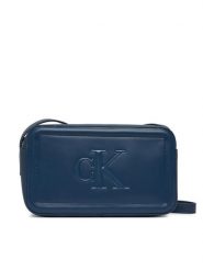 Calvin Klein Torebka Bold Ck Camera Bag LV04F3220G Niebieski. Niebieskie listonoszki Calvin Klein, bez wzorów, ze skóry, bez dodatków. Za 329.99 zł.