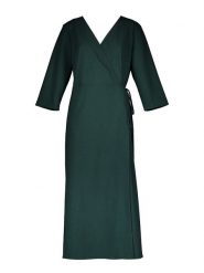 TATUUM Sukienka w kolorze rozmiar: 44. Zielone sukienki Tatuum, bez wzorów, bez kołnierzyka, bez ramiączek, midi, rozkloszowane. Za 289.95 zł.