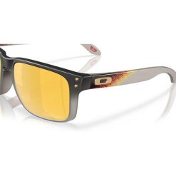 Okulary przeciwsłoneczne Oakley Holbrook Troy Lee Designs Series. Czarne okulary przeciwsłoneczne Oakley, bez wzorów, sportowe. Za 987.00 zł.