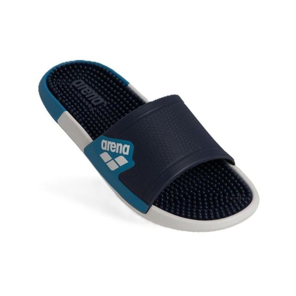 Klapki basenowe sportowe na basen plażę trening unisex Arena Marco. Białe klapki Arena, bez wzorów, bez obcasa. Za 129.99 zł.