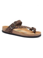 Comfortfusse Skórzane japonki w kolorze jasnobrązowym rozmiar: 40. Brązowe klapki Comfortfüße, bez wzorów, ze skóry, z otwartym noskiem, bez obcasa. Za 233.33 zł.