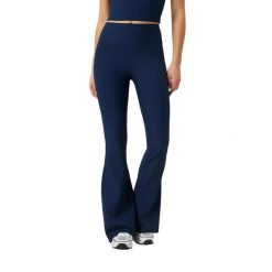 Damskie legginsy Björn Borg Studio Flare. Niebieskie legginsy Björn Borg, l, bez wzorów, z tkaniny, długie. Za 399.00 zł.